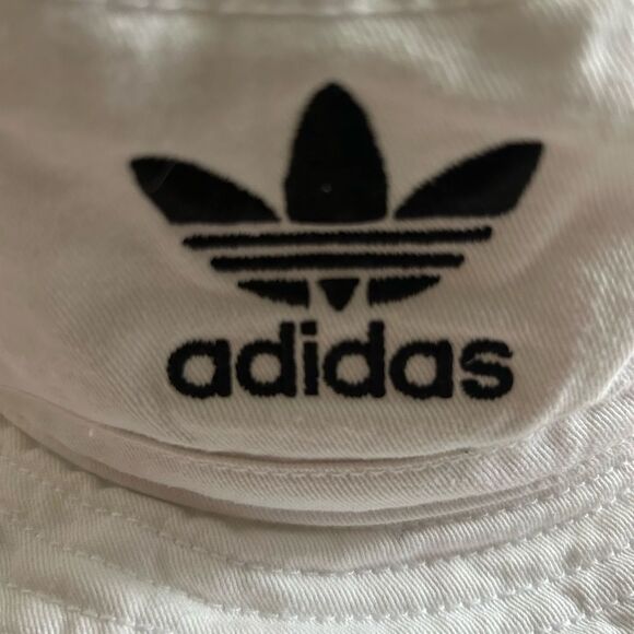 Adidas Women’s White Bucket Hat with Logo One Size 100% Cotton - Picture 3 of 9